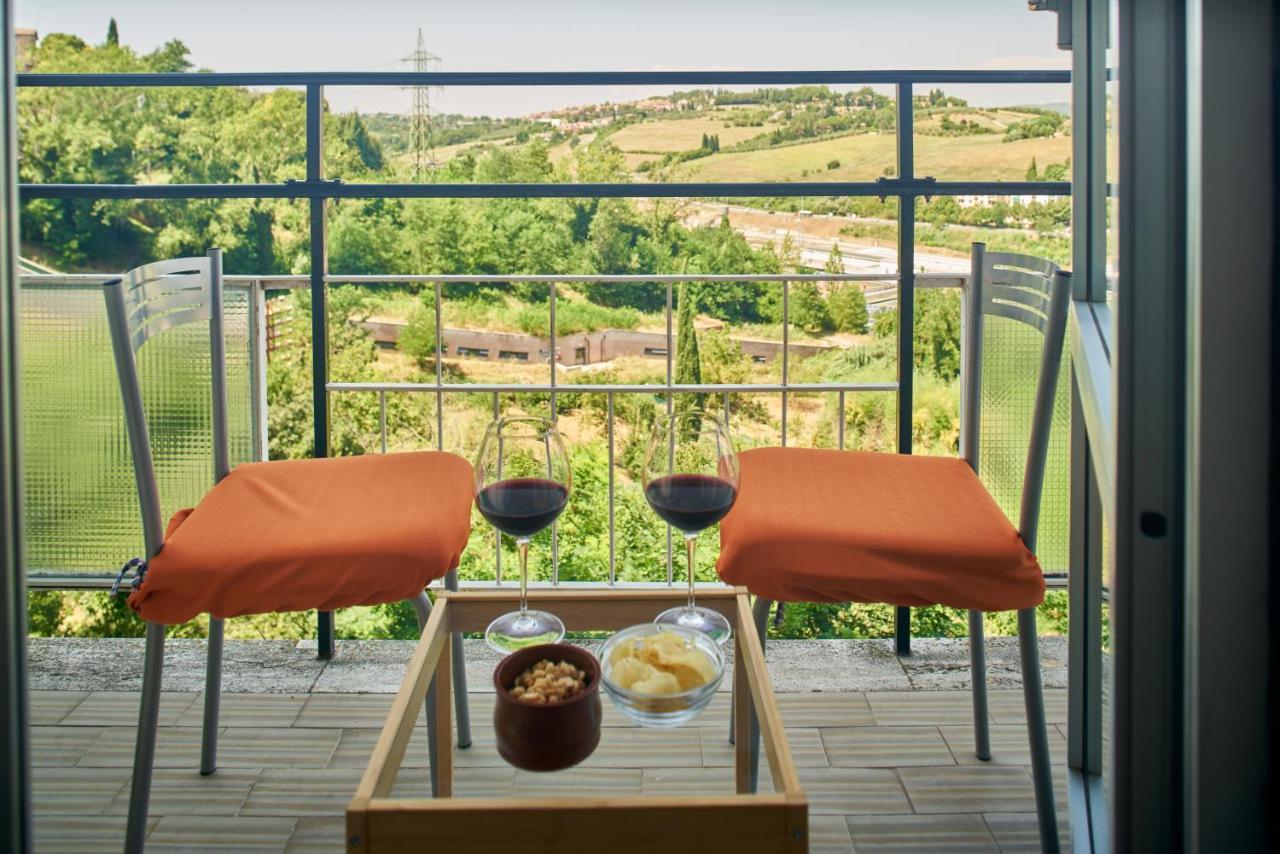 Azure Spot In Siena Centre - Apt Centrale Con Balcone Екстериор снимка